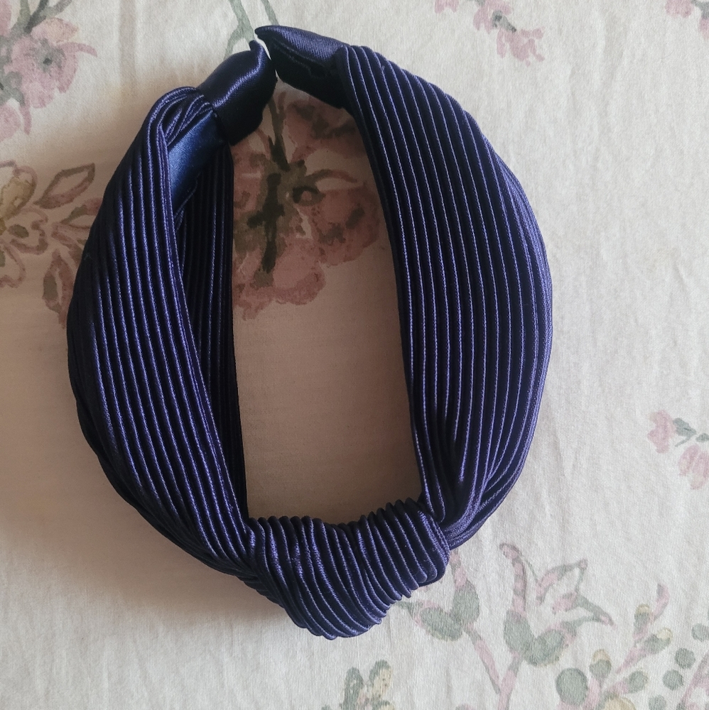 Navy knotted headband